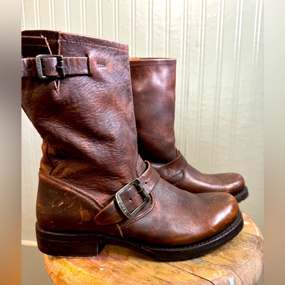 Frye Veronica booties